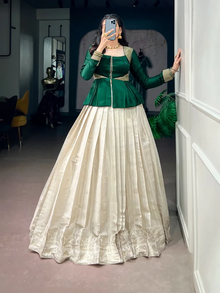 Lehenga, Top