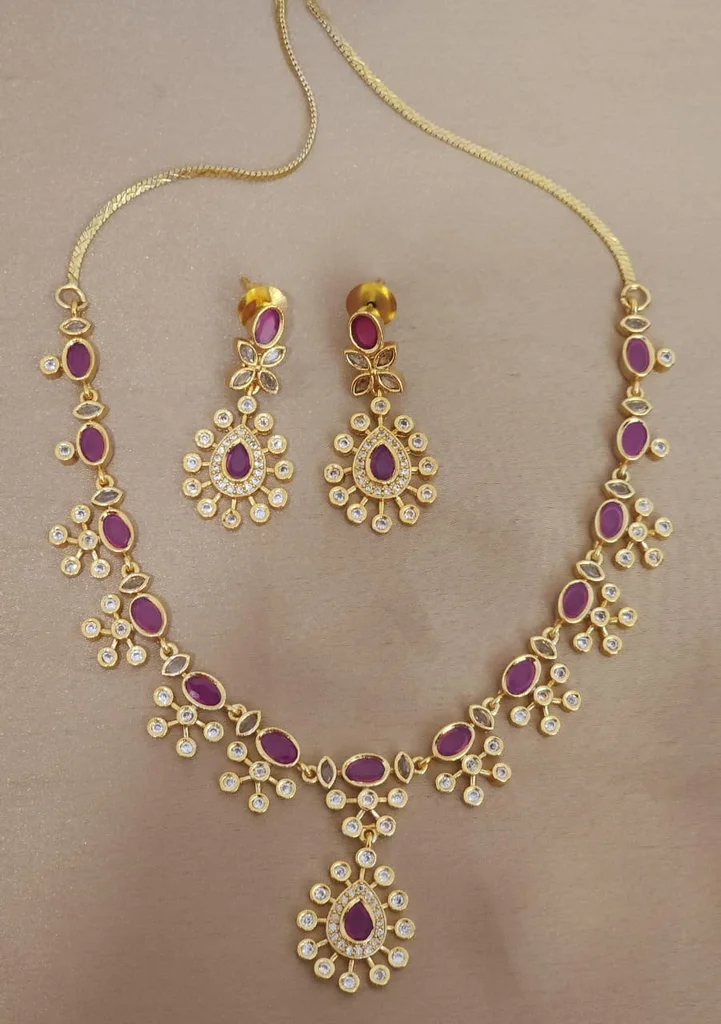 Photo beautiful neck set