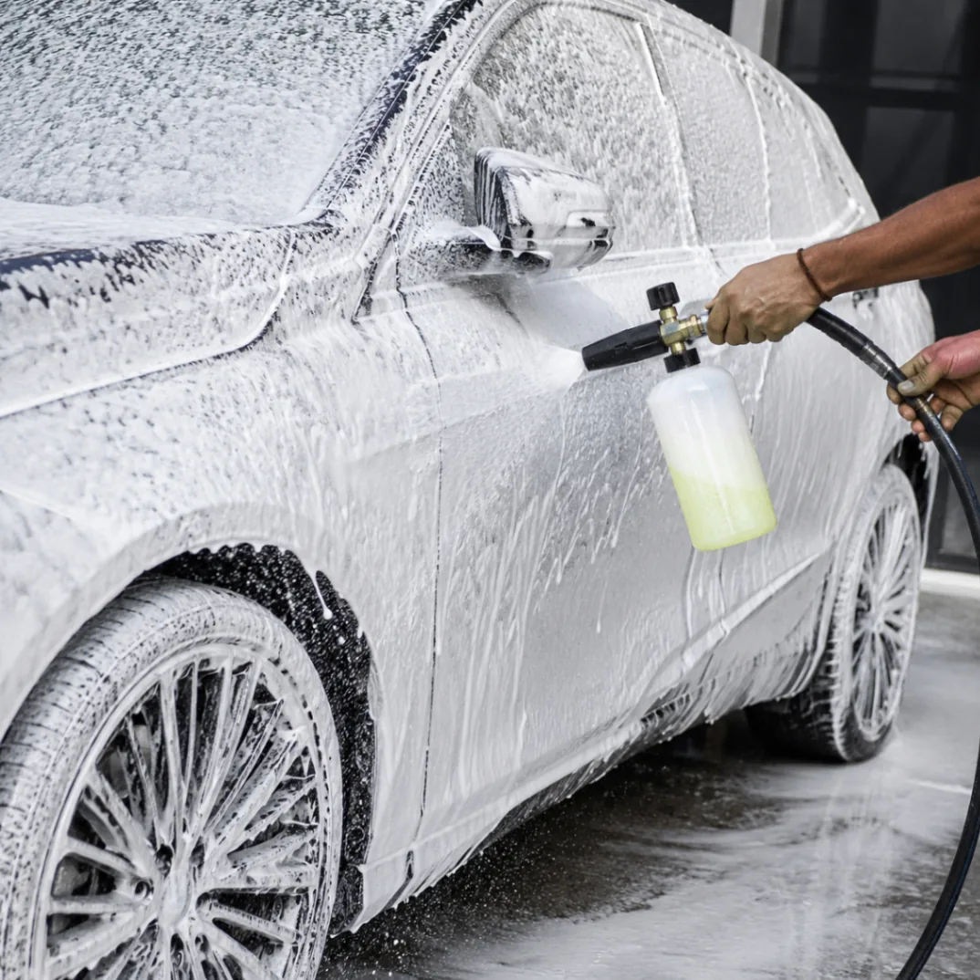 Car Foam Washing Service